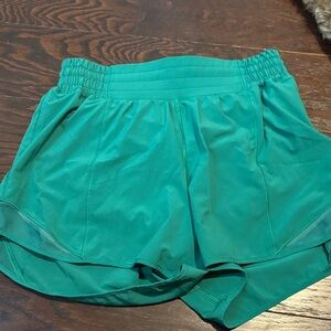 Womens green lululemon shorts